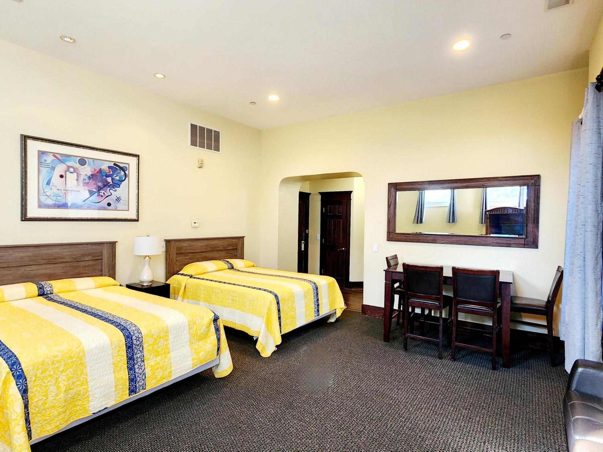 Hotel Santa Paula Inn 3*