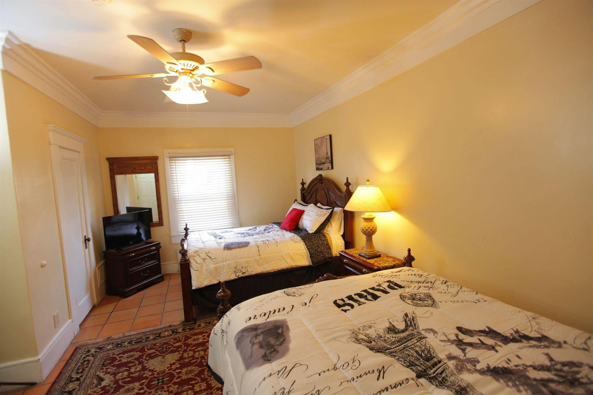 Hotel Santa Paula Inn